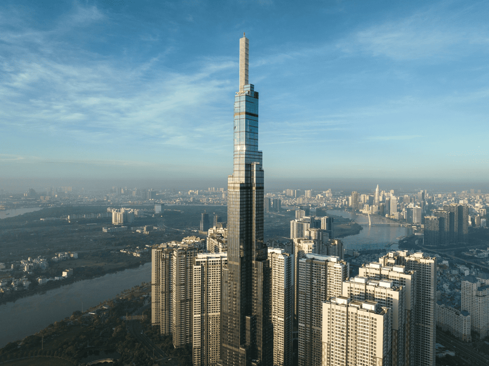Rising boldly against the Saigon skyline, Landmark 81 is Vietnam’s tallest skyscraper and a symbol of modern ambition (Source: Fanpage Vinpearl Landmark 81, Autograph Collection)